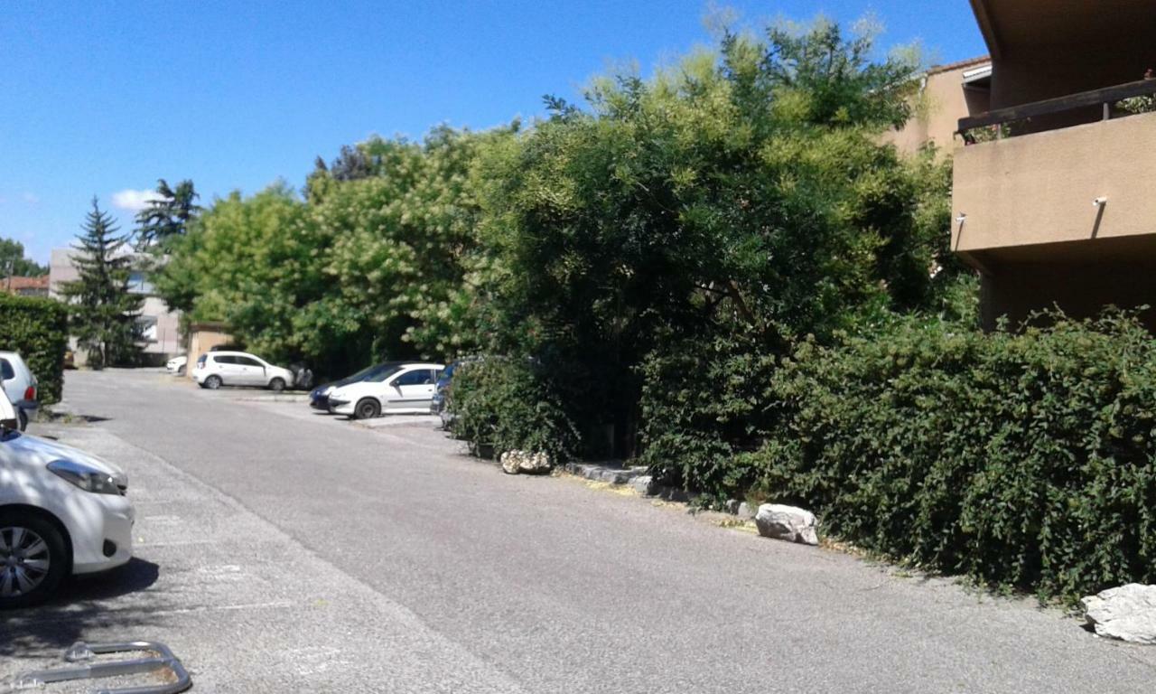 Joli Studio Avec Jardinet Avignon Exterior photo